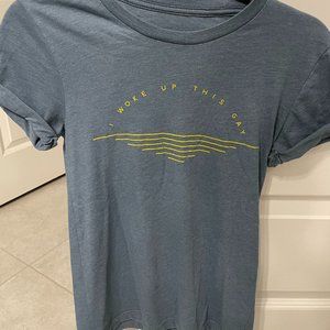 Androgynous Fox "I woke up this gay" t-shirt, Size XS
